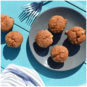 Coffee Cake Mini Muffins